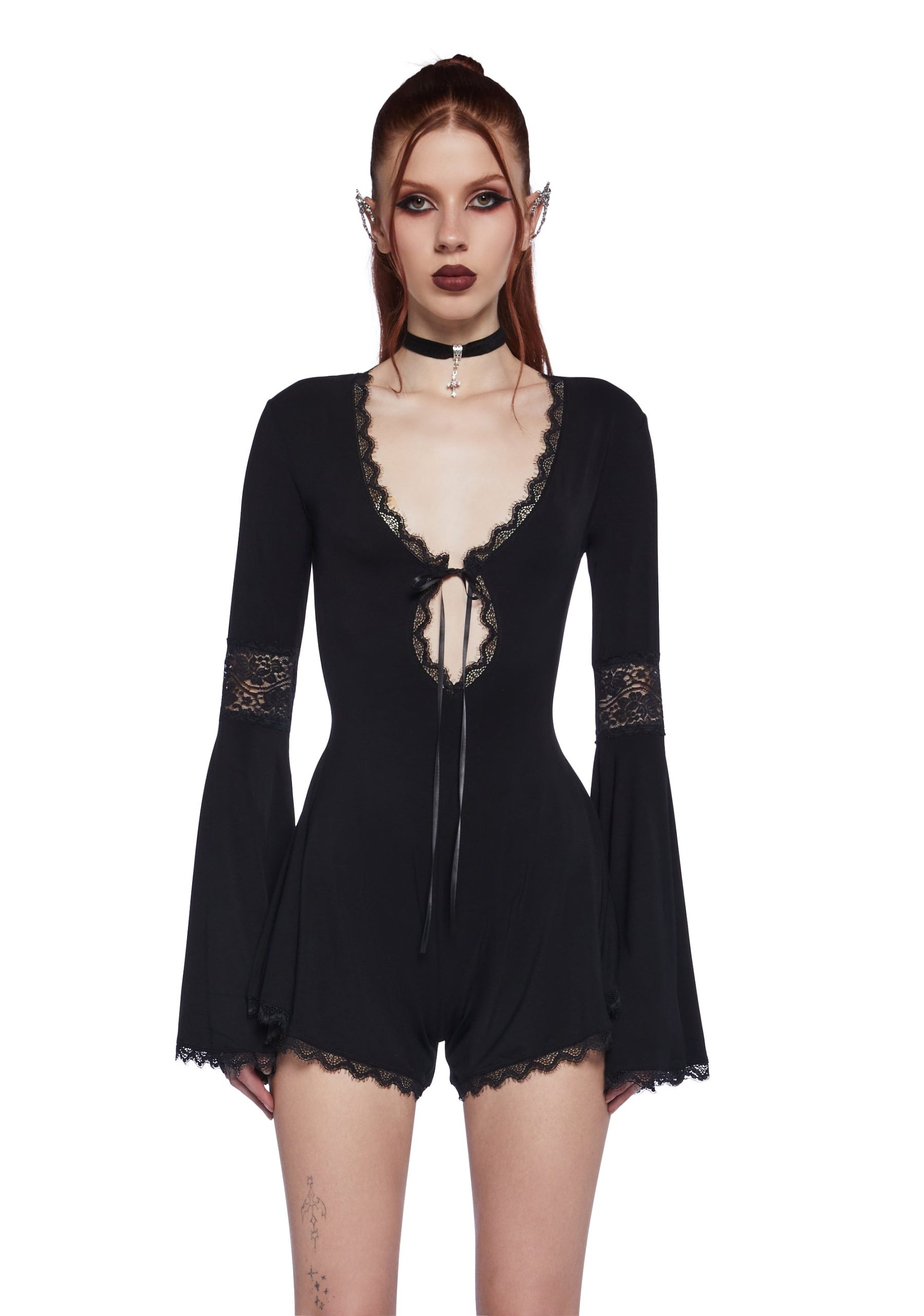 s1870384_f_r_widow_whispering_wind_flowy_playsuit_black_290951_0242_24_04_15