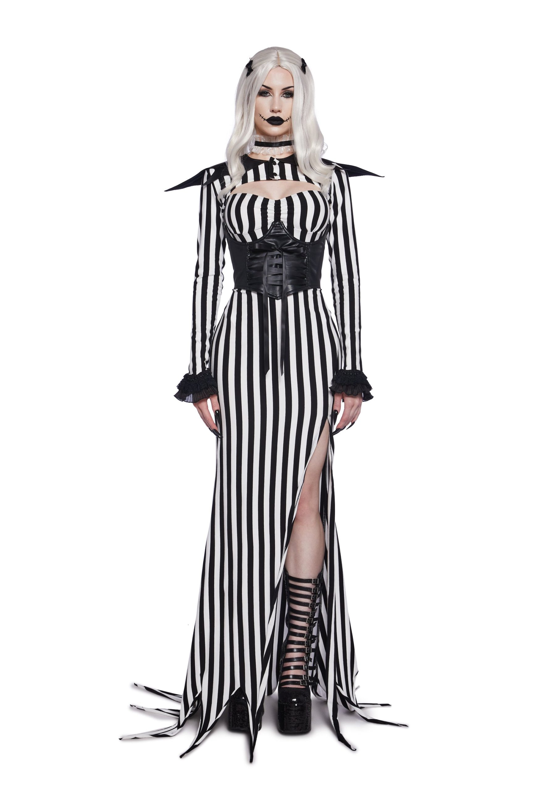 s1873821_f_r_trickz_n_treatz_nightmare_pumpkin_king_premium_costume_blk_wht_291603_0231_24_07_12