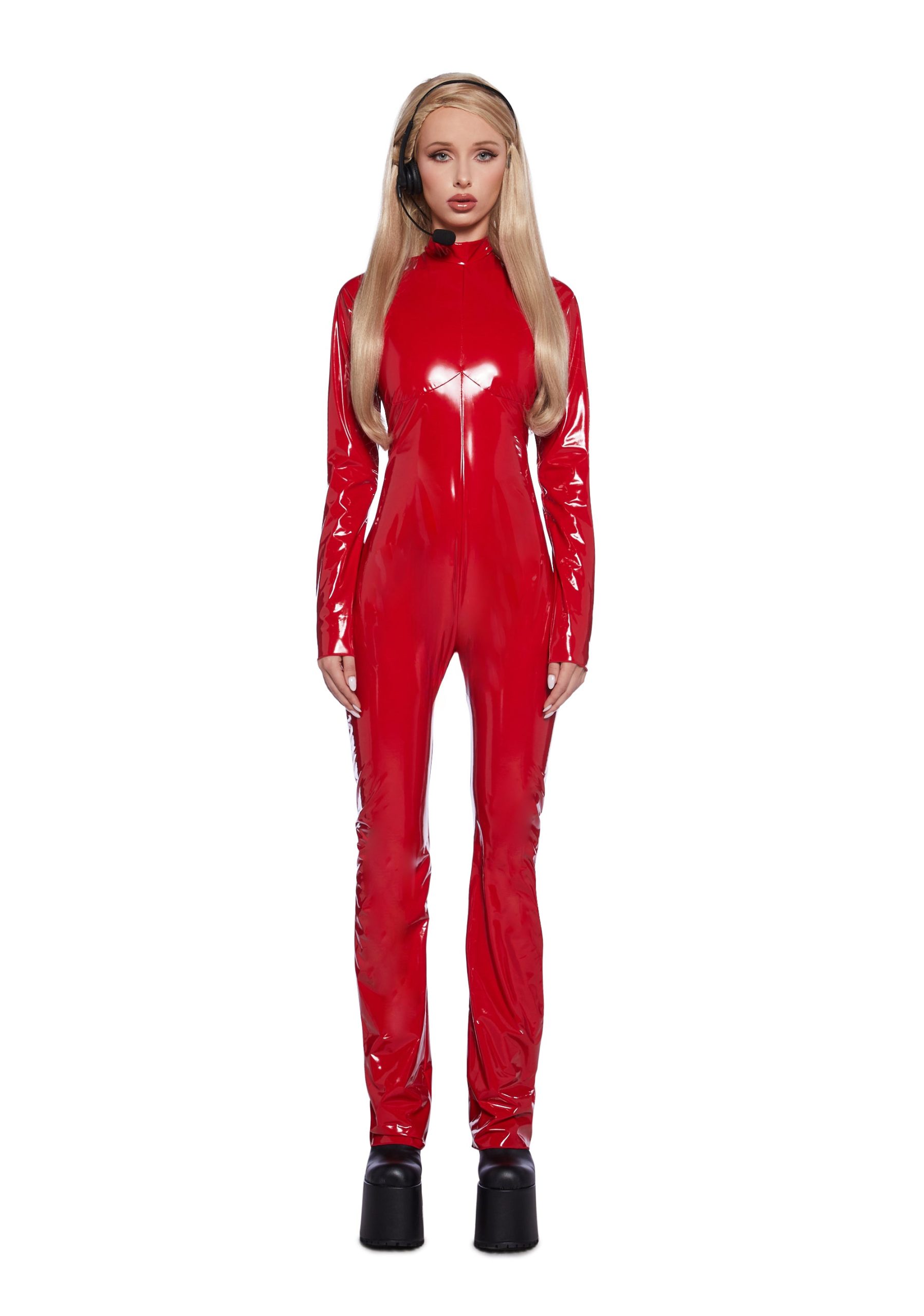 s1873961_f_r_trickz_n_treatz_oops_music_video_red_291623_0043_24_07_09