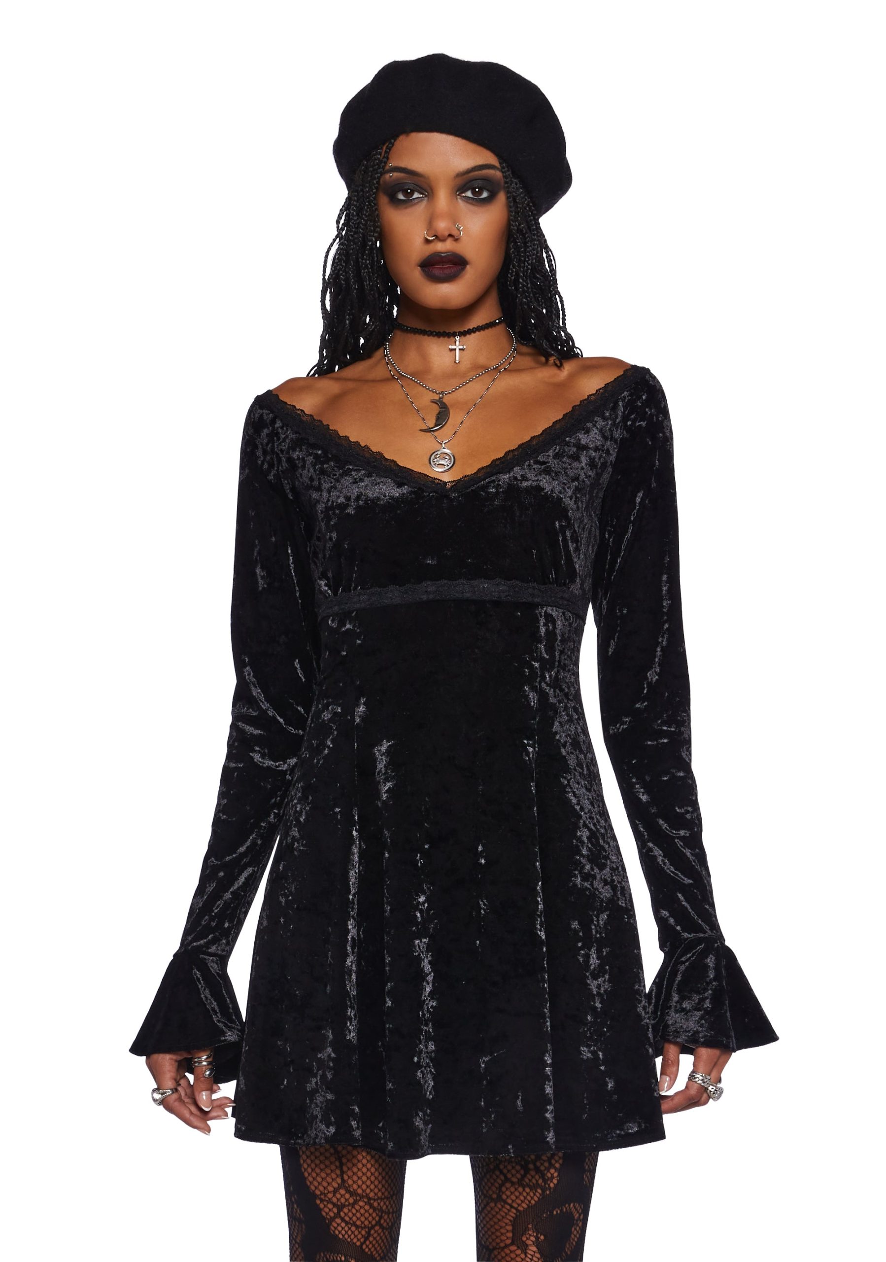 s1878413_f_r_widow_black_292455_0027_24_08_27
