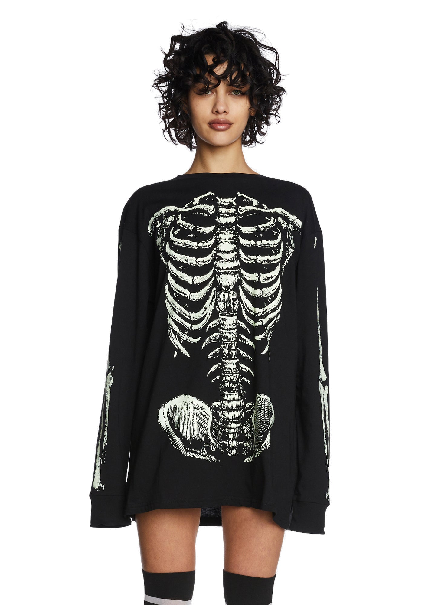 s654198_f_r_reshoot_trickz_n__treatz_rib_by_rib_glow_in_the_dark_tee_black_234422_0033_23_01_11