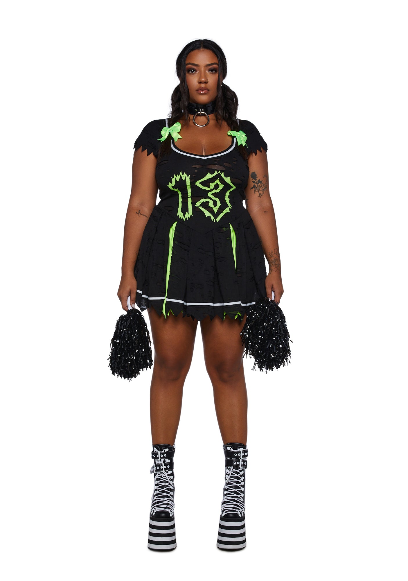 s655483_f_r_trickz_n__treatz_plus_so_cold_hearted_cheerleader_costume_black_234703_0070_23_08_15