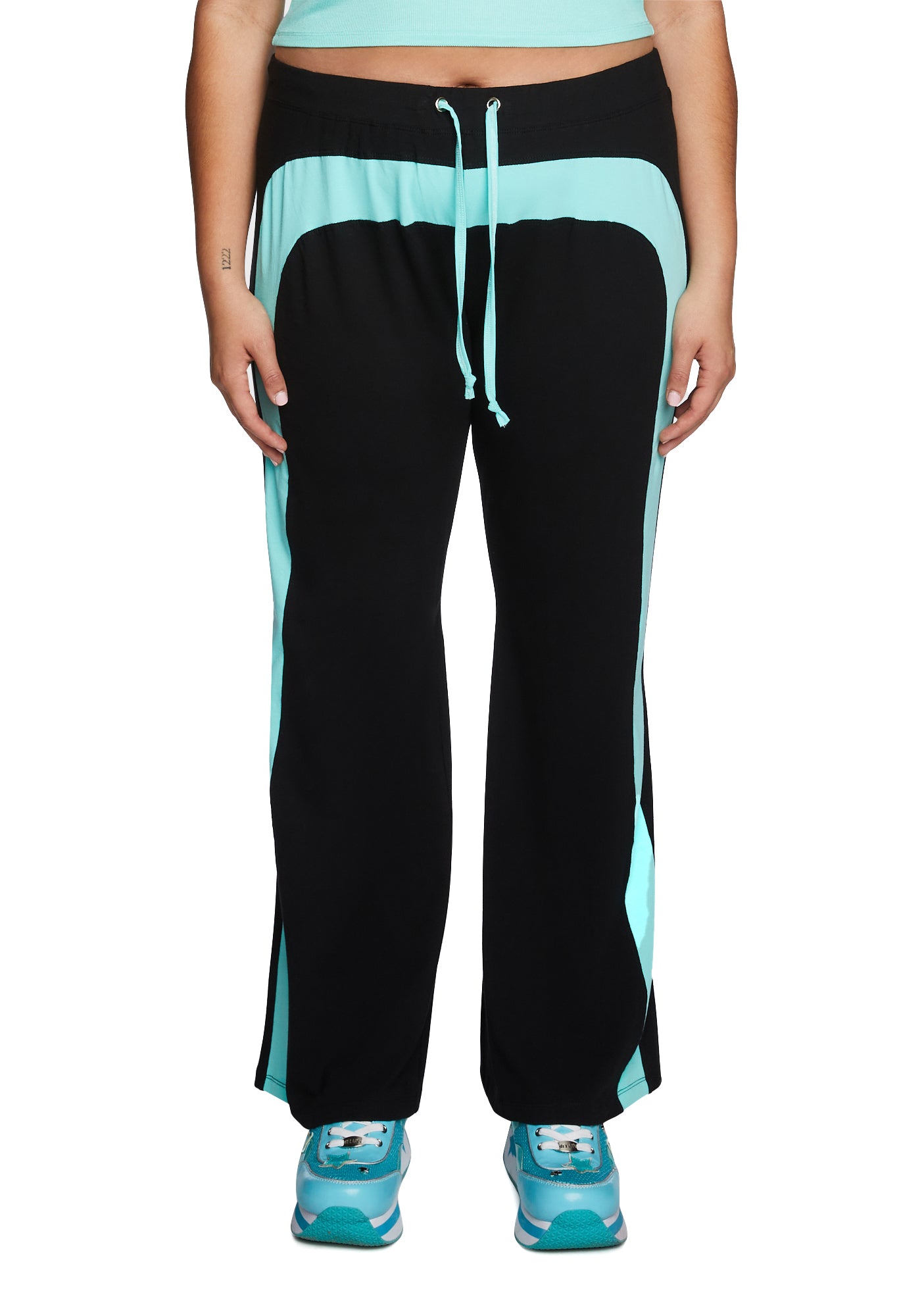 s827683_f_r_delia_s_by_dolls_kill_plus_color_blocked_track_pant_update_black_blue_277224_0033_23_03_24